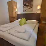 度假居 Luxus Sonnenhang Mit Sauna & Sommercard Neukirchen am Großvenediger