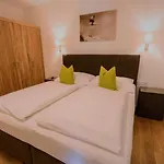 度假居 Luxus Sonnenhang Mit Sauna & Sommercard