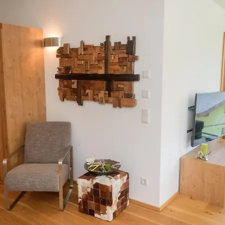 Am Sonnenhang 8 - 150m Skilift - Met Sauna Нойкирхен-ам-Гросфенедигер