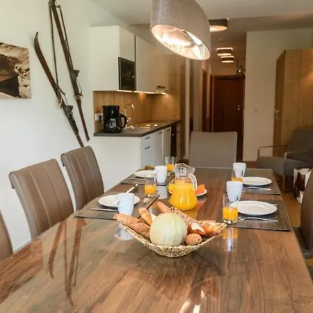 Дом отдыха Am Sonnenhang 8 - 150m Skilift - Met Sauna Нойкирхен-ам-Гросфенедигер