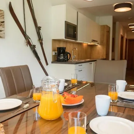 Am Sonnenhang 8 - 150m Skilift - Met Sauna * Нойкирхен-ам-Гросфенедигер