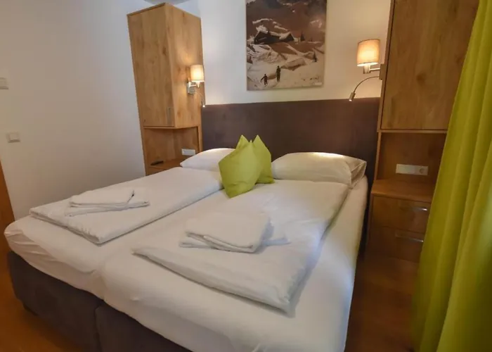 Σπίτι διακοπών Am Sonnenhang 8 - 150m Skilift - Met Sauna Neukirchen am Großvenediger